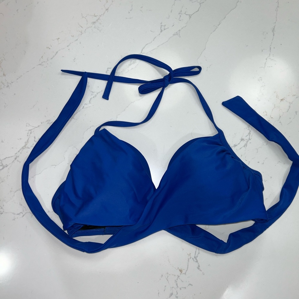 Victoria’s Secret Swim Wrap Bikini Top 32DD